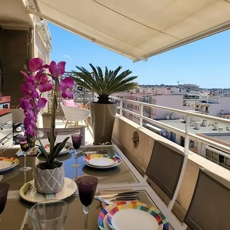 3p Toit-terrasse Apartment *